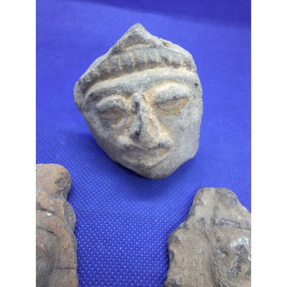 Pre Columbian Stone Carved Heads, Lot Of 3 - Estate Find! - Picture 4 of 13